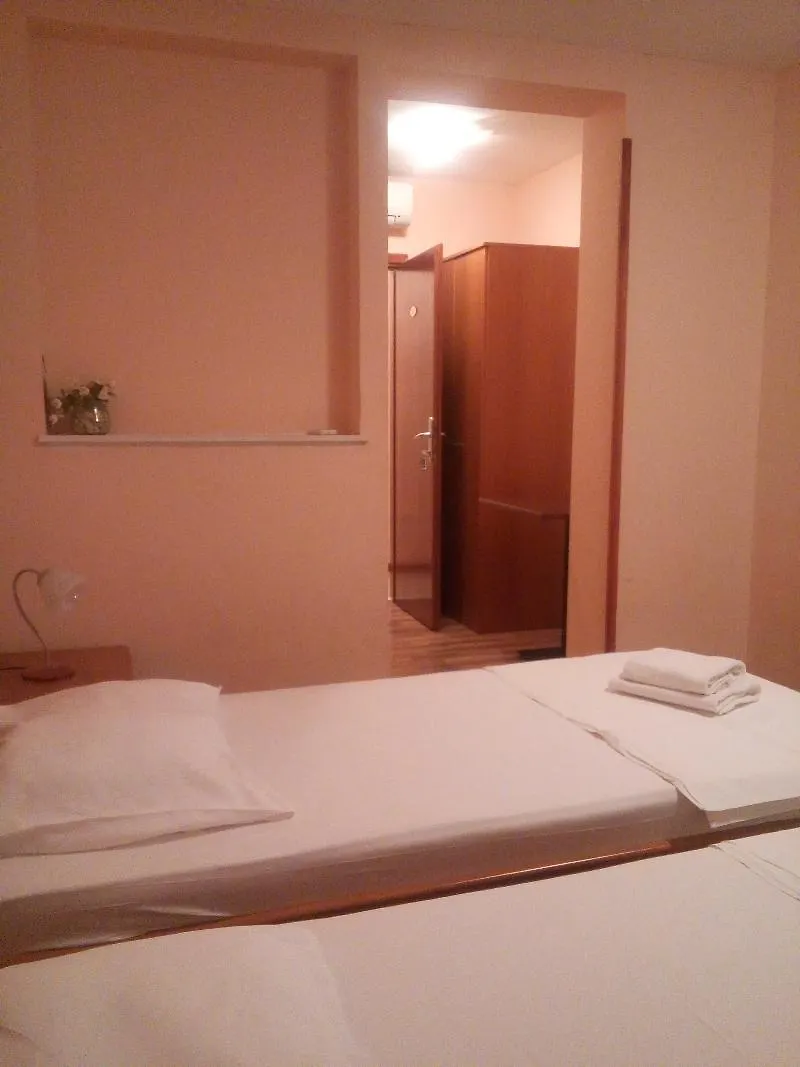 Villa Marjela Split 3*,